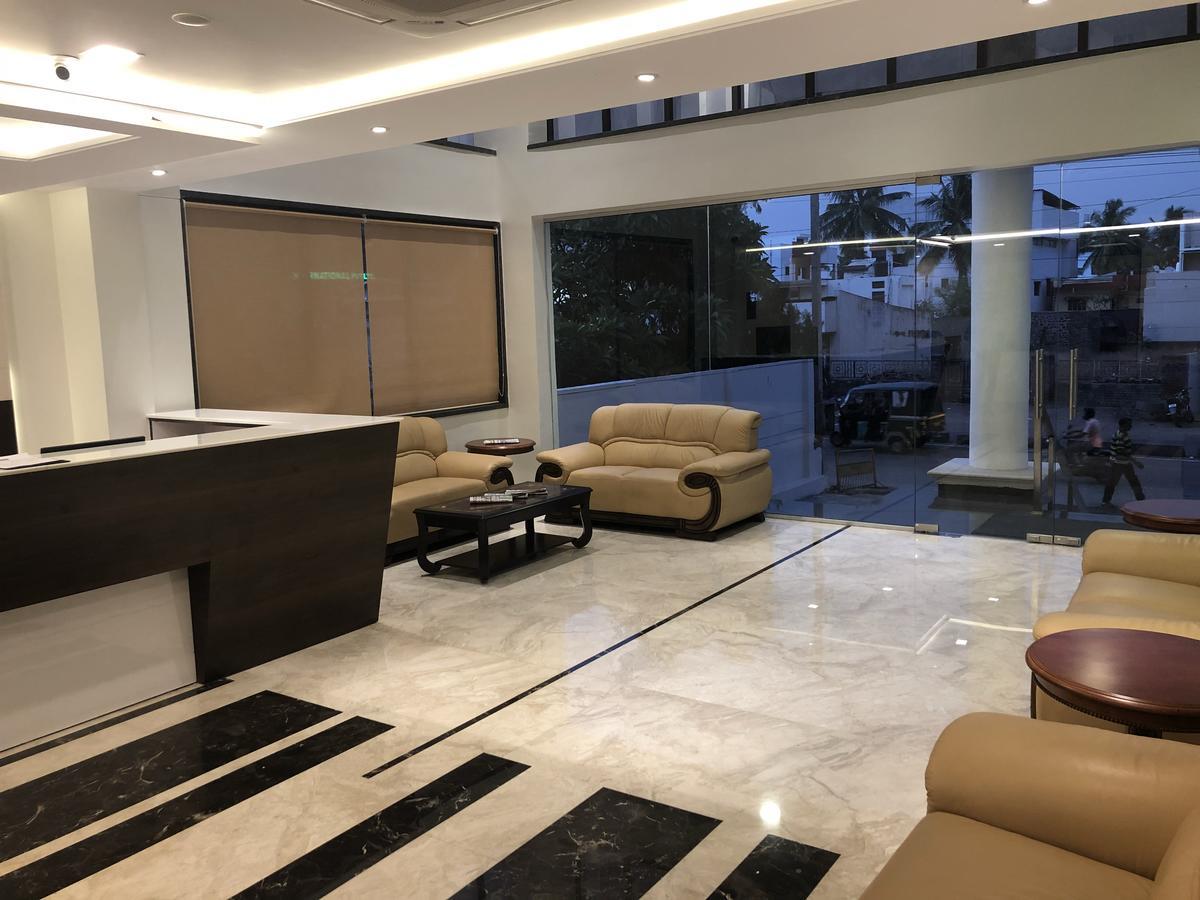 Kyriad Hotel Vijayapura By Othpl Bijāpur Eksteriør billede
