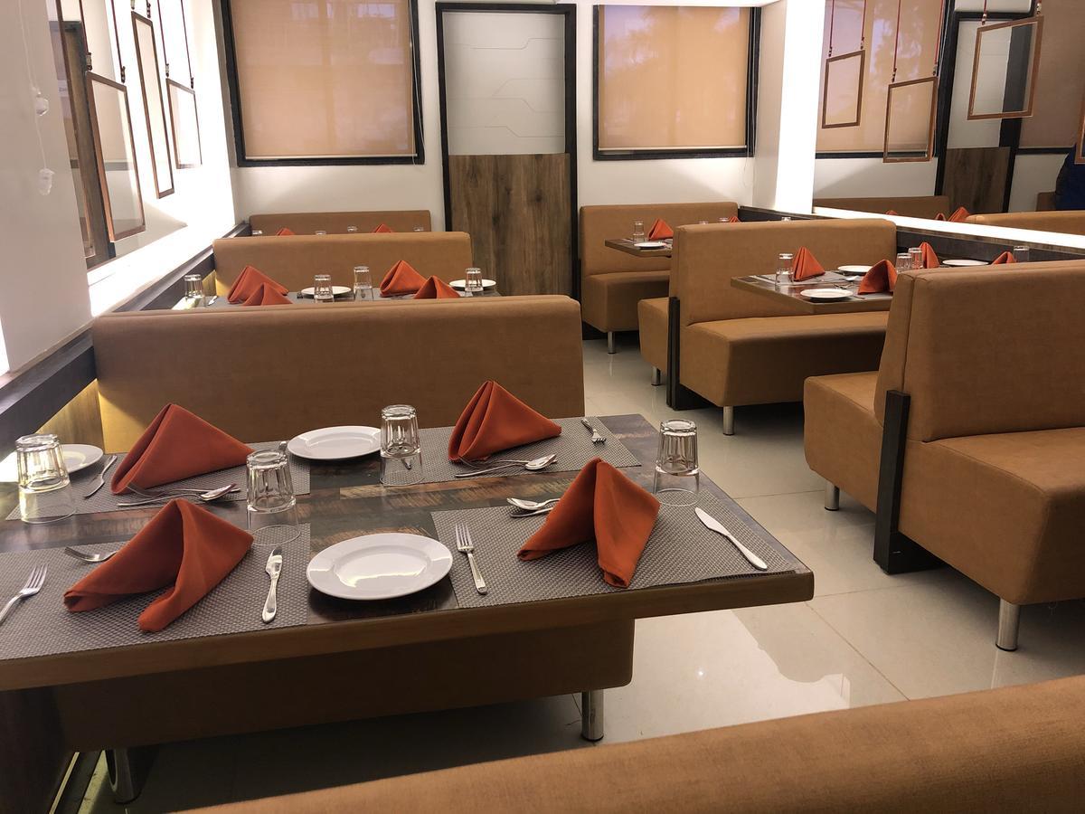 Kyriad Hotel Vijayapura By Othpl Bijāpur Eksteriør billede